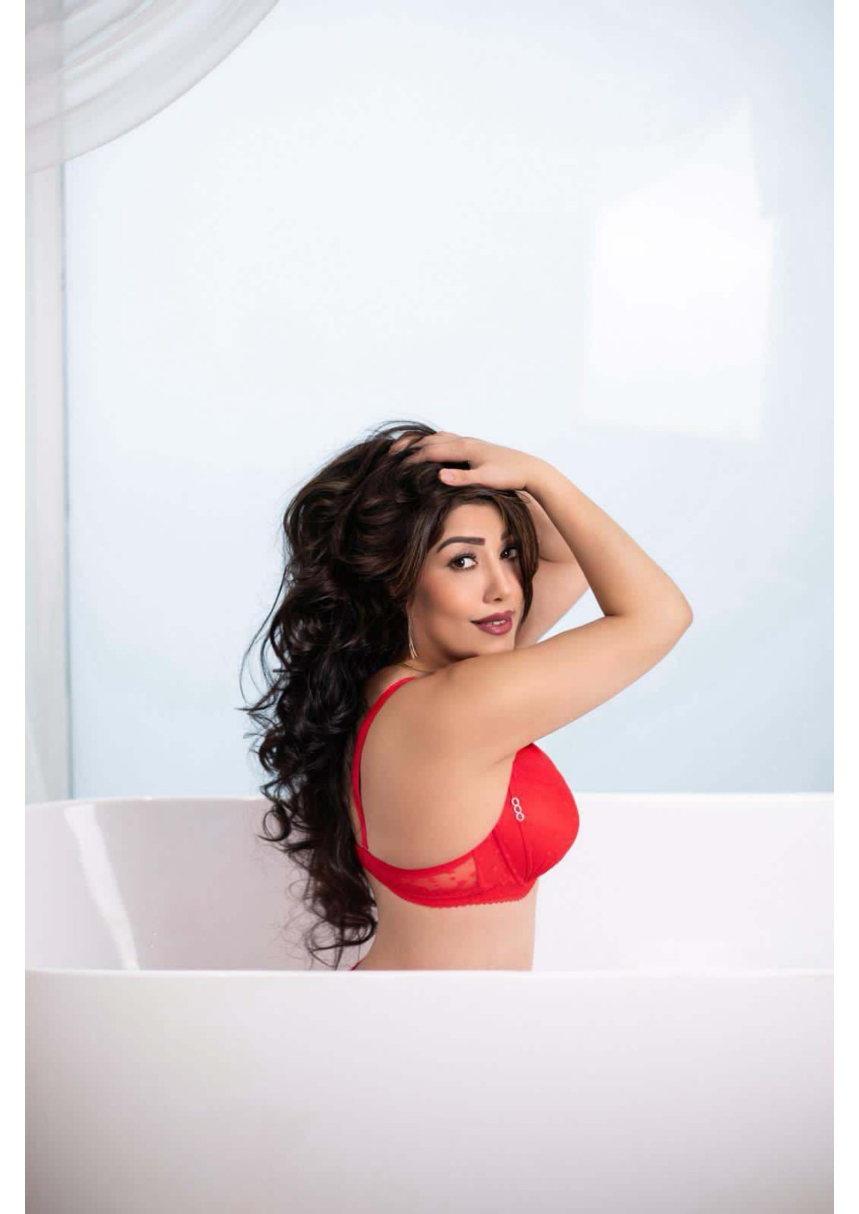 /storage/photos/1/Russian-model/RUSSIAN AEROFLOT BEING LADIE_page-0007.jpg